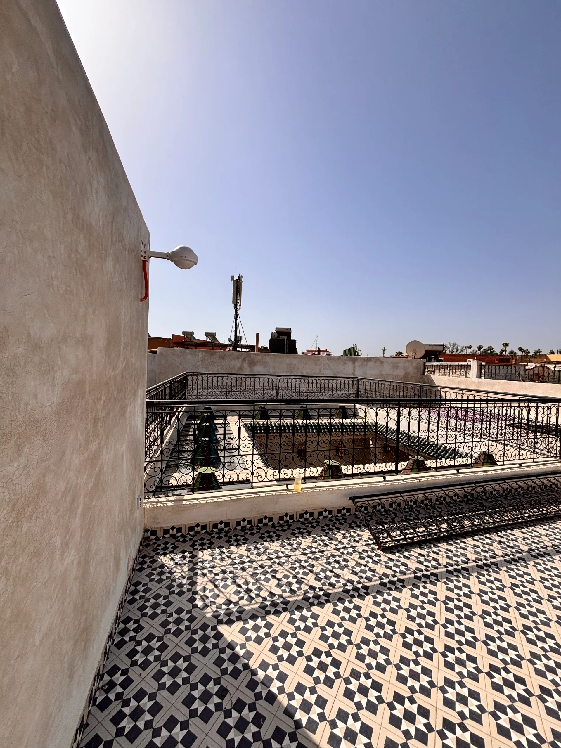 Riad Hantata — 6